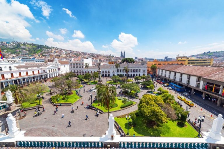 Plaza de Armas QUito