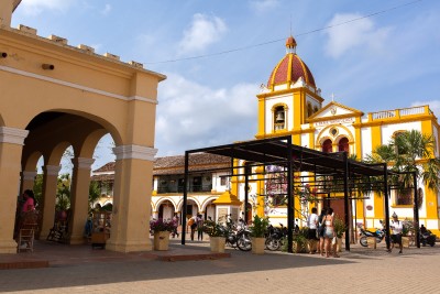 Mompox Colombia, Iglesia Photos : Sébastien Walkowiak